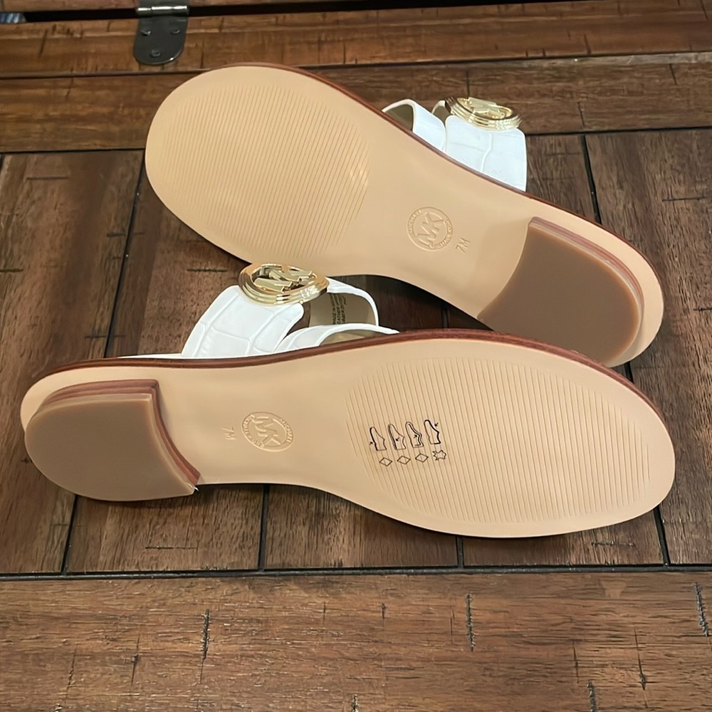 Michael Kors Vera Slip-On Toe-Ring Slide Sandals Size 7 - Picture 5 of 5